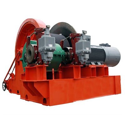 Тежка електрическа лебедка